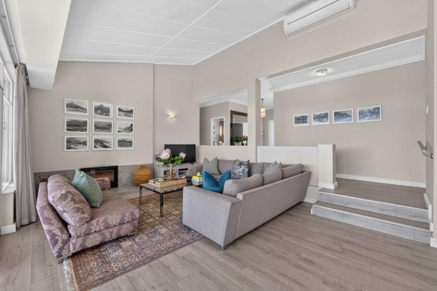 4 Bedroom Property for Sale in Camps Bay Western Cape